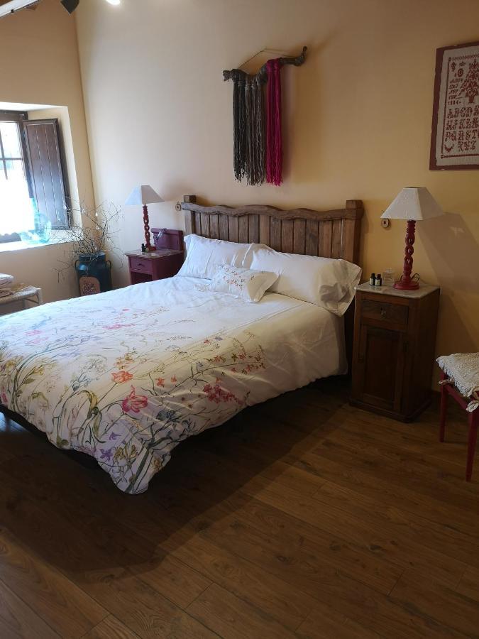L' Abilleiru Albergue Rural Santibanez de Valdeiglesias Kültér fotó