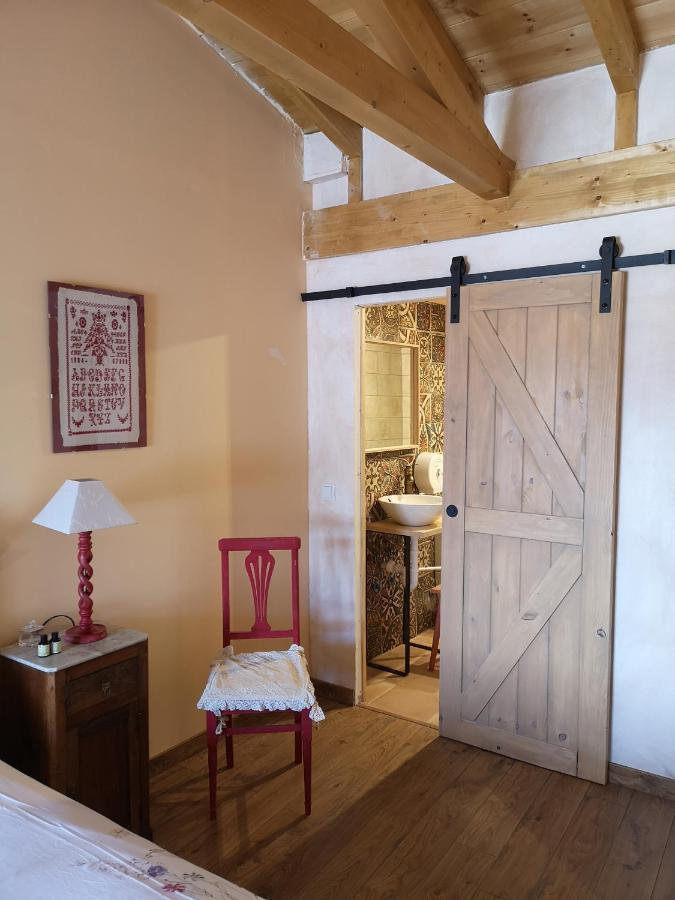 L' Abilleiru Albergue Rural Santibanez de Valdeiglesias Kültér fotó