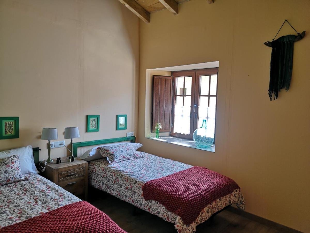 L' Abilleiru Albergue Rural Santibanez de Valdeiglesias Kültér fotó