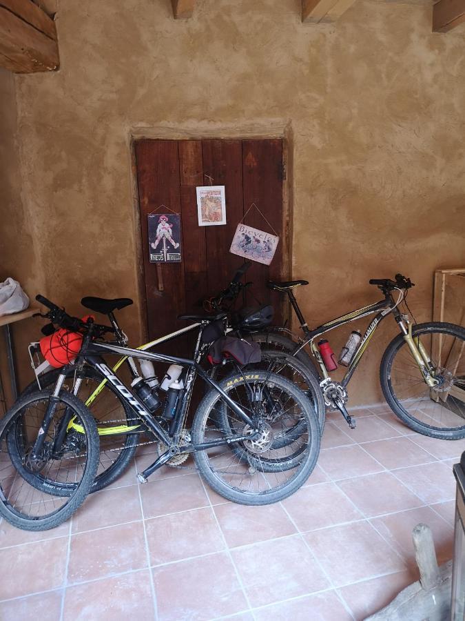 L' Abilleiru Albergue Rural Santibanez de Valdeiglesias Kültér fotó