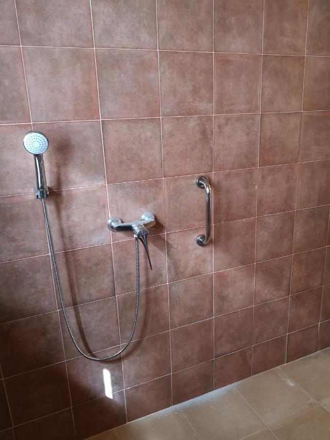 L' Abilleiru Albergue Rural Santibanez de Valdeiglesias Kültér fotó